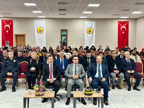 İlçemizde 24 Kasım Öğretmenler Günü Kutlandı.